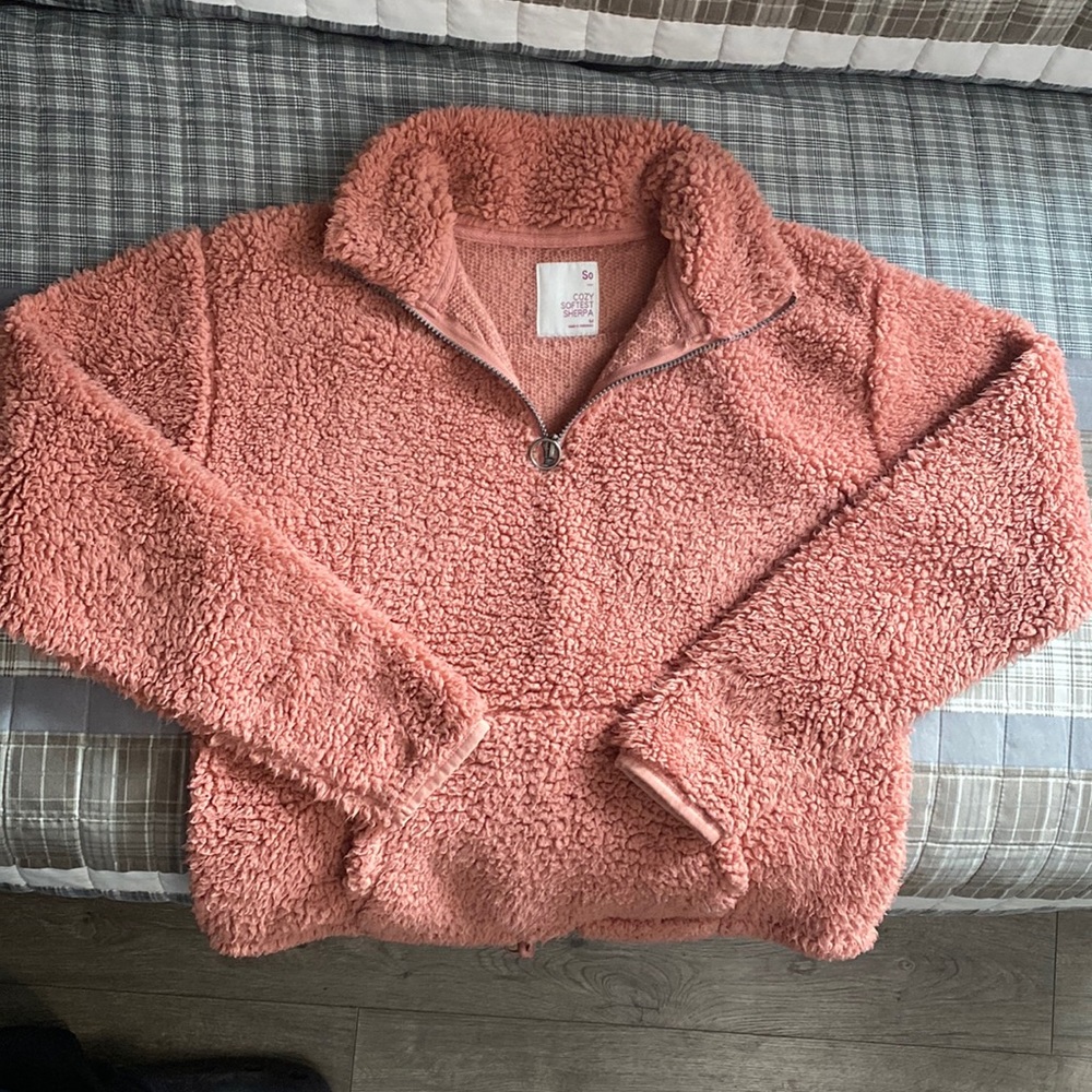 SO Sherpa 1/4 zip medium women’s top pink salmon color tag. In pics